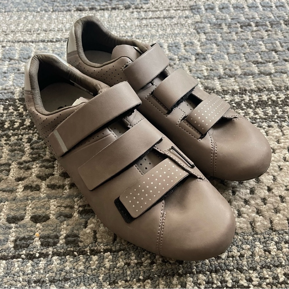 🚴 Ladies Shimano SH-RT500 Cycling Shoes, Road Biking Shoes, US Size 9.5
